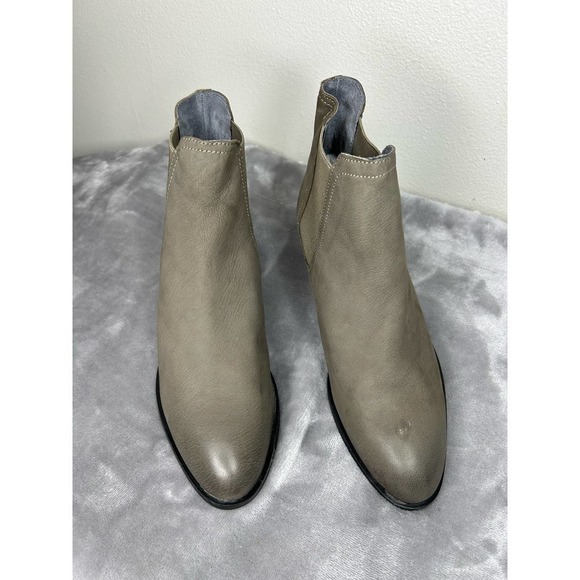 Seychelles In a Trance Taupe Nubuck Booties 7.5 - Picture 4 of 11